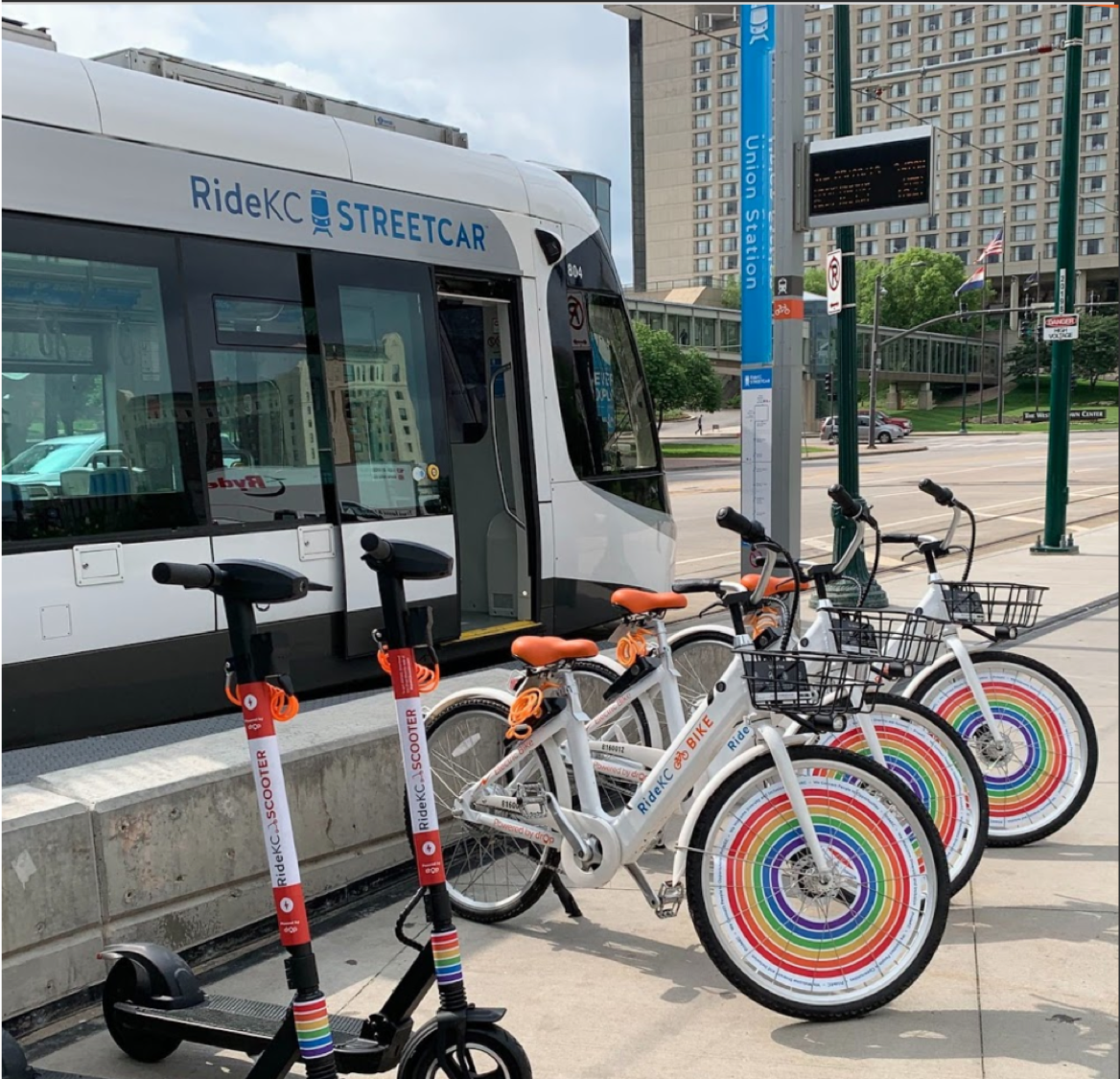 Integrating Micromobility and Transit